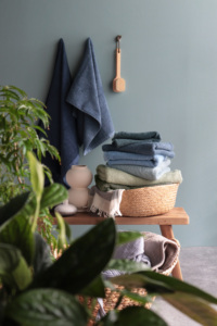 [OEM Customize] Disposable Eco-Friendly 100% Cotton Japan Factory Bath <b>Hand</b> <b>Towel</b> 16in*39in/40cm*100cm 450GSM Custom Color Beige - Product Image 3