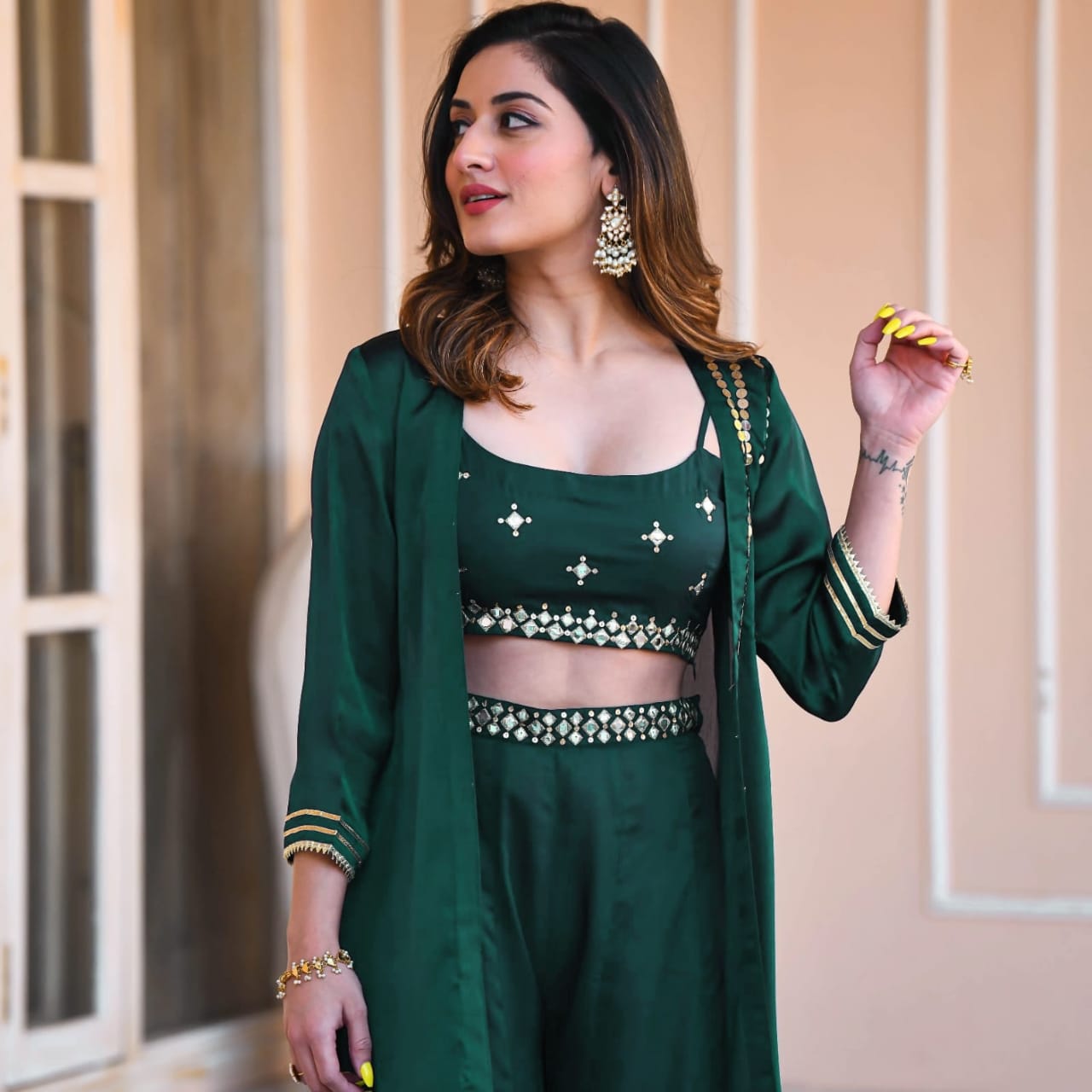 สีเขียว