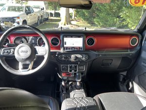 Wrangler Unlimited Rubicon 2018, Seminuevo, Volante a la Izquierda, Tracción en las Cuatro Ruedas, Interior Claro, Asientos de Cuero, Neumáticos R15 - Product Image 2