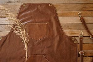 Tablier en cuir avec logo de haute qualité, taille adulte, réglable, dos croisé avec poches LPN-0072 - Product Image 6