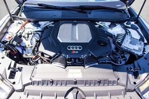 4L V-8 Usado 2025 RS 6 Avant 4.0T Tracción en las Cuatro Ruedas Transmisión Automática - Product Image 5