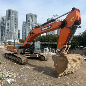 รถขุดไฮดรอลิกตีนตะขาบ Doosan DX420 มือสอง ราคาถูก น้ำหนักใช้งาน 42.4 ตัน ผลิตในเกาหลี พร้อมมอเตอร์ เกียร์ เครื่องยนต์ ปั๊ม - Product Image 3