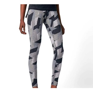 Leggings Deportivos Extra Grandes y Duraderos para Mujer, Precio Más Bajo, Diseño Ligero, Logotipo Personalizable, Precio al por Mayor Disponible - Product Image 5