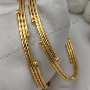 ชุดเครื่องประดับสำหรับผู้หญิง2ชุดสำหรับงานแต่งและการใช้งานประจำวันสง่างามหนึ่งกรัมสีทองแบบดั้งเดิม - Product Image 1