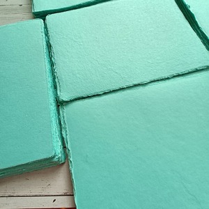 Khadi แผ่นแฟรี่สไตล์กล่อง200gsm A4กระดาษผ้าฝ้าย100% สีเขียวน้ำทะเลขนาด20x30ซม. - Product Image 3