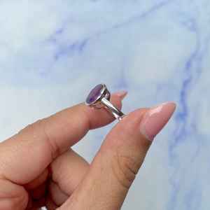 Vente en gros de bijoux en argent sterling 925 en vrac Bijoux fins pour femmes Bague ovale en améthyste naturelle Bague éternité Vermeil - Product Image 5