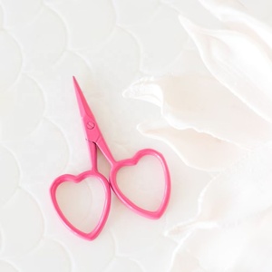 กรรไกรปักลายขนาดเล็ก Little Love - Product Image 5