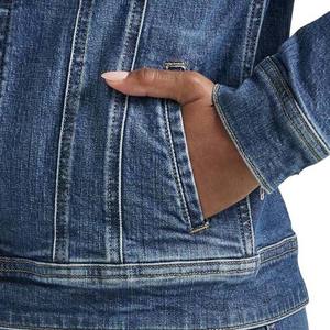 Fashionable <b>Women's</b> Denim Jacket for Autumn/Winter Casual Streetwear <b>Soft</b> Material Button Detail Washed Finish - Product Image 6