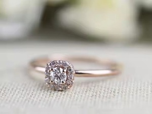 เครื่องประดับ2024แหวนทอง18K แหวนแต่งงานประดับเพชร5CT สีมรกตประดับห้องแล็บพร้อมใบรับรอง IGI - Product Image 3