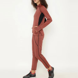 Survêtement solide d'hiver pour femmes personnalisé Nouvelle combinaison de sport tendance de haute qualité Vêtements de rue unis Survêtement en spandex - Product Image 3