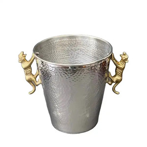 Excelente diseño Metal Farmhouse Steel Tub Wine Beer Bottle Bucket con doble asa para botella de vino - Product Image 1