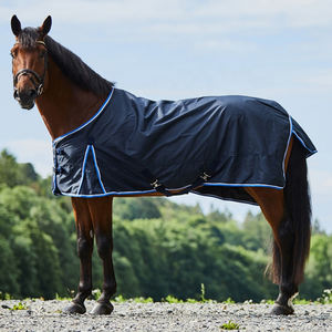 Vente en gros de tapis chauds équestres pour chevaux Tapis pour chevaux Équipement pour chevaux Tapis de participation Respirant et stable Polaire d'hiver TRENDIMPEX Nylon - Product Image 1