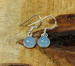 Boucles d'oreilles clous en argent sterling et calcédoine bleue, faites à la main, bijoux fantaisie en pierres précieuses, cadeau de pierre de naissance d'août pour femme, idéal pour les fêtes - Product Image 5