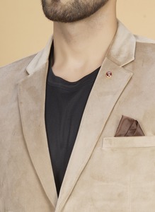 Blazer décontracté pour homme en velours beige de haute qualité, idéal pour les tenues décontractées élégantes et les soirées, disponible à un prix abordable en provenance d'Inde - Product Image 2