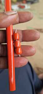 Perles de verre rouge à l'aspect antique Style vintage pour la fabrication de bijoux et l'artisanat Perles de verre antiques rouges artisanales Charme rétro - Product Image 5