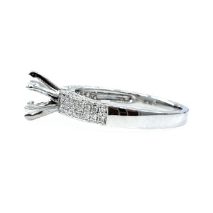 Bague de fiançailles classique haut de gamme en or blanc et platine 18 carats, sertie de diamants naturels taille brillant, pour femme, idéale pour un anniversaire de mariage - Product Image 2