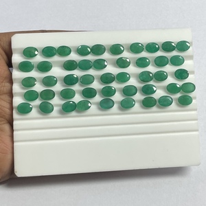 หินแซมเบียธรรมชาติสีเขียวมรกตขนาด4มม. 6มม. 8มม. พลอยทรงหลวมเจียระไนทรงรี - Product Image 1