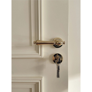 أبواب داخلية حديثة لغرف النوم الرئيسية عازلة للصوت بسطح نهائي وطريقة فتح جانبية بتصميم قياسي - Product Image 4