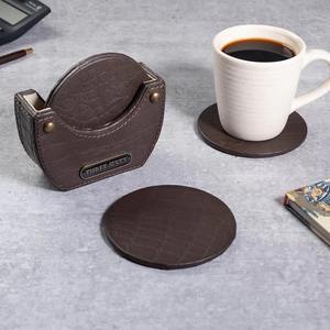 Posavasos de cuero de cocodrilo marrón Eden, alfombrillas redondas para bebidas, Decoración de mesa de lujo, regalo de exportación, logotipo personalizado a granel, proveedor de fábrica de India - Product Image 1