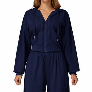 Streetwear pour femmes solide à manches courtes à capuche 2 pièces ensemble short en tissu éponge Spandex/coton respirant écologique séchage rapide - Product Image 3