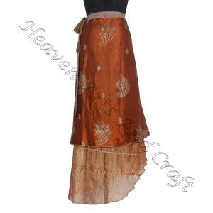 Nouvelle conception recyclée réversible soie Sari Wrap jupes Boho élégant Multi couleur été porter confortable mode Hippie Style - Product Image 5