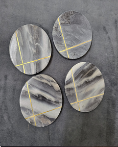 Dessous de verre ronds en marbre naturel rose et rouge avec motif tourbillon et support de pierre assorti, disponibles à prix de gros. - Product Image 6