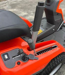 Cortadora de Césped Industrial de 2 Tiempos con Cuchilla de Cilindro para Rider P525D 125cc 24V con Caja de Recolección de Césped de 100L - Product Image 5