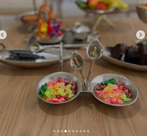 Bol en métal rond Fine Make Thème floral pour fruits et ornement Bol en métal pour décor de table et de salon Bol décoratif en métal - Product Image 1