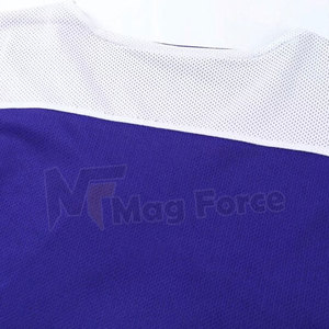 ชุดบาสเก็ตบอลชายคุณภาพสูง ผ้าตาข่ายโพลีเอสเตอร์ 100% คอวี ผลิตตามสั่ง ป้องกันแบคทีเรีย ระบายอากาศได้ดี ใช้ได้ทุกฤดู - Product Image 3