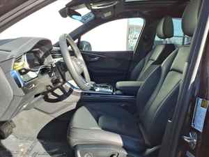 AUDI Q7 Premium PLUS 335HP TRANSMISSION AUTOMATIQUE PRAUTOMATIC D'OCCASION 2025 - Product Image 4