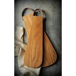 Tabla de cortar de madera resistente profesional con ranura para jugo corte seguro para uso en la cocina para cortar y tallar carne - Product Image 4