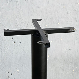 Patas de Hierro y Aluminio de Diseño Industrial para Mesas de Comedor y de Parque, Base Redonda, Modelo CHBCF016 para Hospitales - Product Image 3