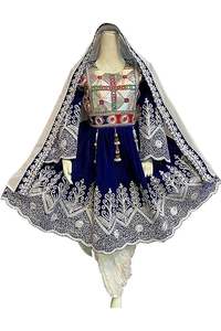 Robes pour femmes en velours et soie afghanes Kuchi faites à la main 2024 avec des motifs de broderie modernes, personnalisables pour les 4 saisons - Product Image 3