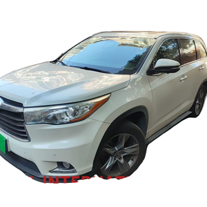 Neatly Used 2017 Model 2.0T 4WD Luxury Edition 7-Seater Low mileage No mechanical issues ready to <b>drive</b> - Product Image 1