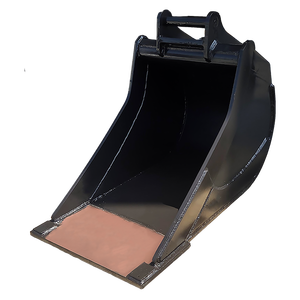 Godet d'excavatrice étroit et profond QS40 pour les applications de canalisations utilitaires et de drainage - Product Image 1