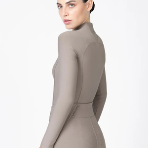 Camisa de equitación para mujer, ligera, transpirable, de tejido elástico que absorbe la humedad, cómoda para montar a caballo. - Product Image 2