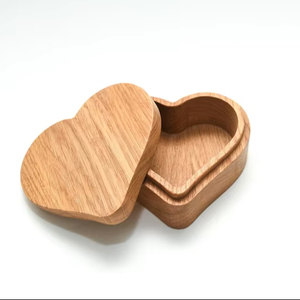 Boîte à bijoux en bois poli décorative en forme de cœur, style vintage, en bois massif, faite à la main, multifonctionnelle, boîte de rangement pour bibelots pour mariage - Product Image 1