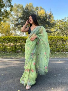 Amazing Color Western Style Beautiful Flower Printed Faux Fur Customized Color <b>Party</b> First Time Dry Clean Minute Draped Saree - Product Image 3