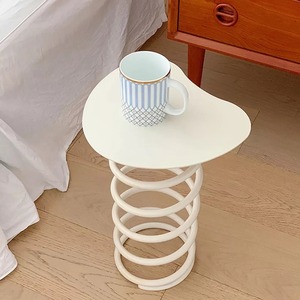 Table d'appoint élégante de style Sprint blanc, parfaite pour la chambre, le salon, le bureau et les espaces contemporains indiens - Product Image 3