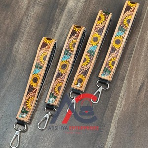 พวงกุญแจสายคล้องข้อมือหนังวัวมีสายคล้องข้อมือโทรศัพท์ - Product Image 1