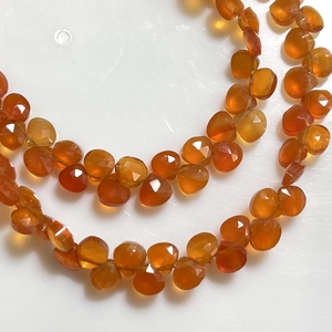 Haute qualité 4-4.5MM Orange Onyx facettes minuscule coeur forme Briolette perles de pierres précieuses bonne qualité fournisseur en gros perles de pierre - Product Image 3