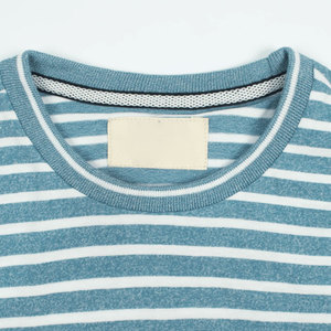 เสื้อยืดเยาวชนผู้ชายระบายอากาศแห้งเร็วแขนสั้น Oem เฮฟวี่เวทแบบกําหนดเองเสื้อยืดผ้าฝ้ายน้ําหนักเบาที่กําหนดเอง - Product Image 2