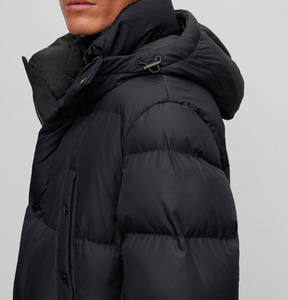 เสื้อแจ็คเก็ตแขนยาวผ้าแคนวาสไนลอนสำหรับผู้ชายไซส์ใหญ่ สไตล์วินเทจ สตรีทแวร์ คอสูง แต่งโลโก้ด้านหน้า ใส่ได้ในฤดูหนาว ให้ความอบอุ่น - Product Image 3