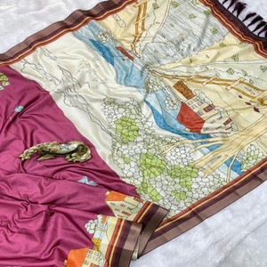 Sari de Seda Suave Manipuram VASTRA COTTAGE con Estampados Completos, Borde de Zari Dorado, Pallu con Estampado Digital, Blusa con Estampado y Borlas - Product Image 2