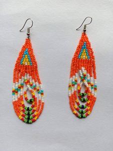 Boucles d'oreilles pendantes légères et élégantes MD Handicrafts pour femmes Motifs de broderie artistiques classiques pour tous les looks de fête - Product Image 5