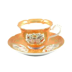 日本制造有田瓷器茶具，有五种颜色凡尔赛茶杯和茶碟套装