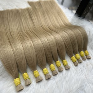 Vente en gros de cheveux humains vietnamiens longs, soyeux, lisses et lisses, blonds, 100 grammes en vrac, toutes les cuticules alignées, toutes les couleurs conviennent - Product Image 1