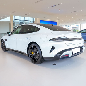 Vehículo Eléctrico Puro 2025, Sedán de 5 Plazas con Tracción en las Cuatro Ruedas, Vehículo de Nueva Energía de Largo Alcance, Automático, con Modo 4x4 para Exportación - Product Image 5