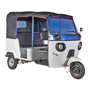 Tuk Tuk Eléctrico para 4 Pasajeros, Triciclo Eléctrico de Dos Filas con Cabina Cerrada - Product Image 4