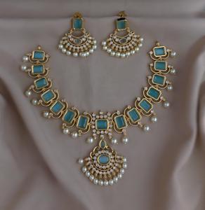 Conjunto de collar con acabado mate CZ para niñas y mujeres, conjunto de collar mínimo de lujo, piedras de alta calidad, respetuoso con la piel y respetuoso con el medio ambiente - Product Image 6